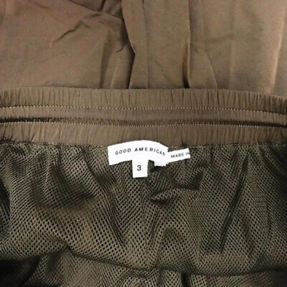 (A4) GOOD AMERICAN‎ Essential Cargo Pants, Color Mocha, Size 3, NWT